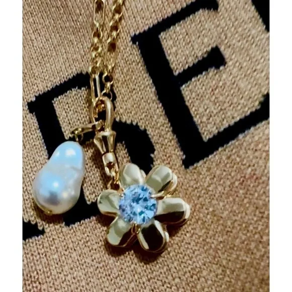 New - Anthropologie statement necklace - Picture 1 of 5